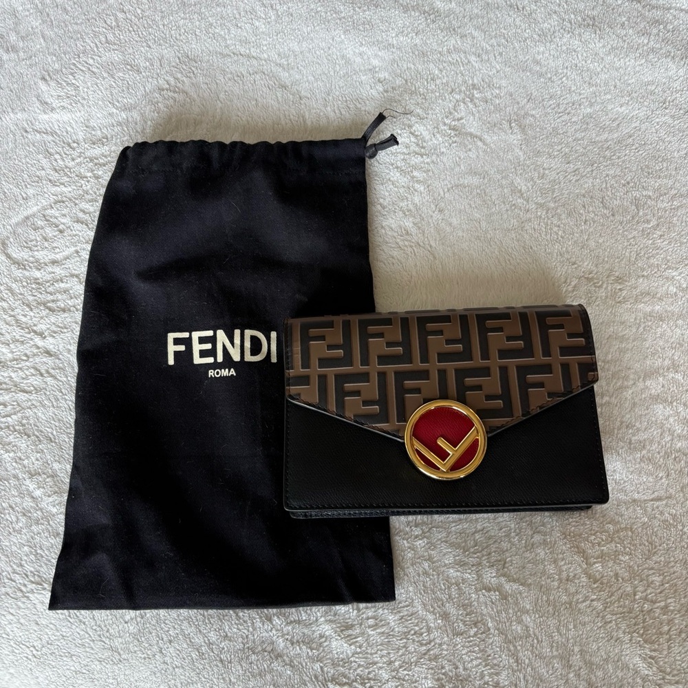 Fendi wallet on chain